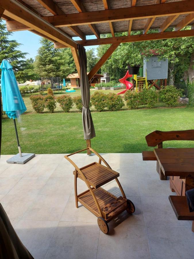 Guest House Flora パジン エクステリア 写真