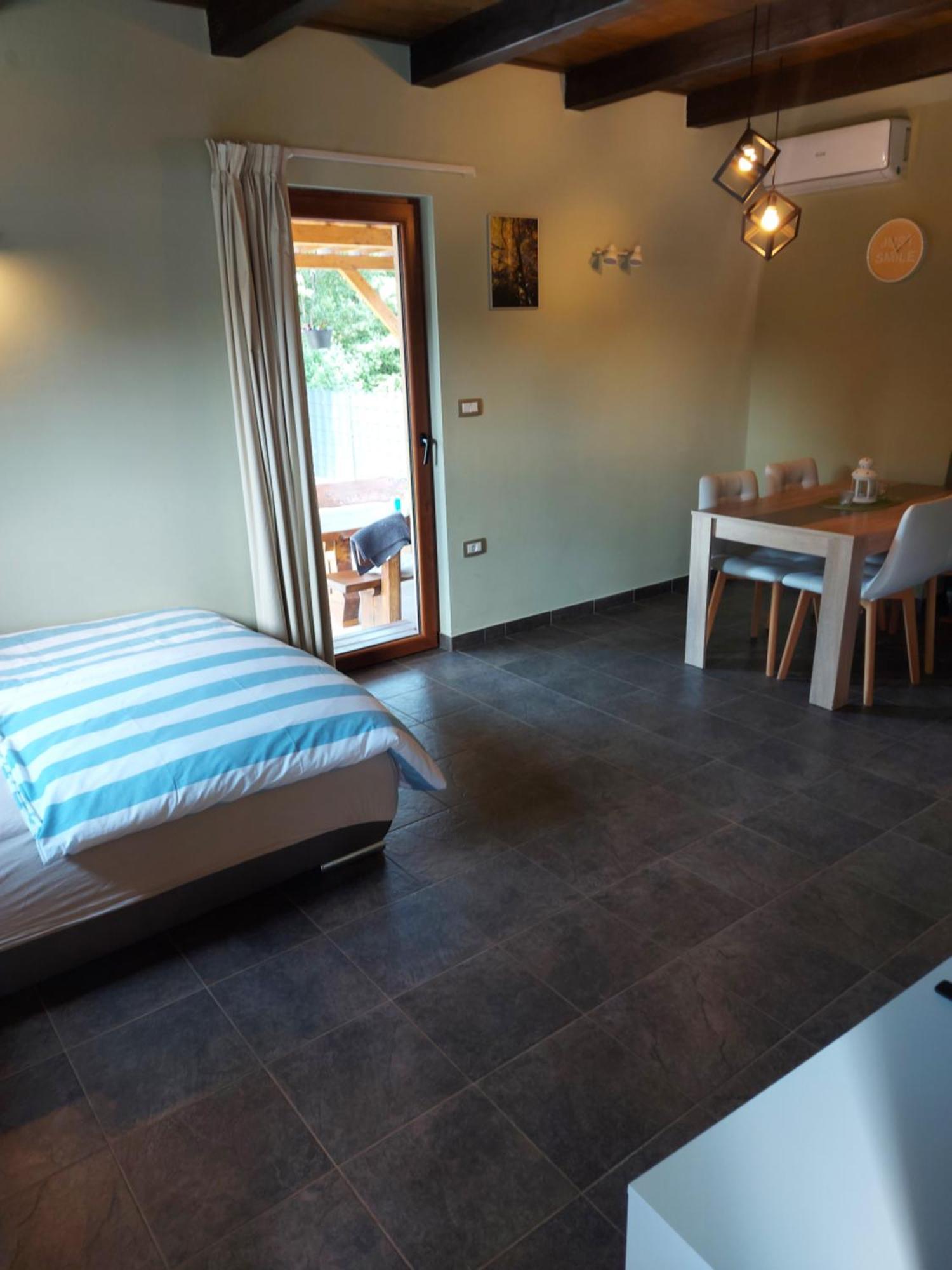 Guest House Flora パジン 部屋 写真